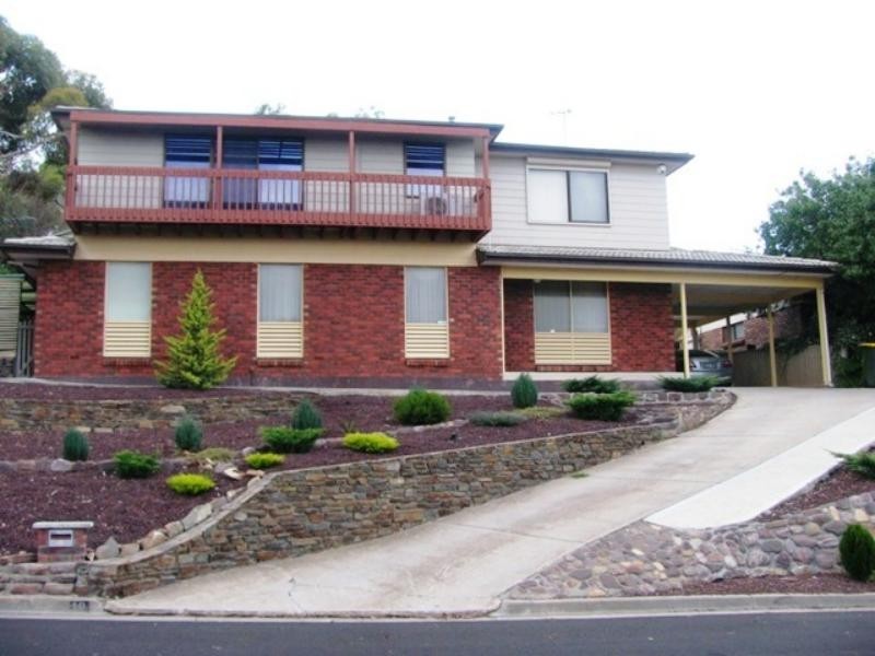 10 Ingomar  Ct, Hallett Cove SA 5158