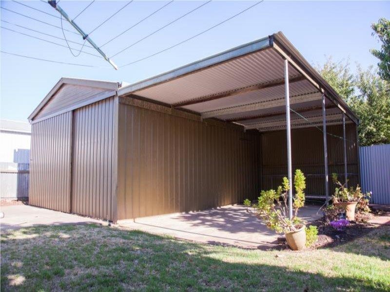 23 Brigid St, Christie Downs SA 5164