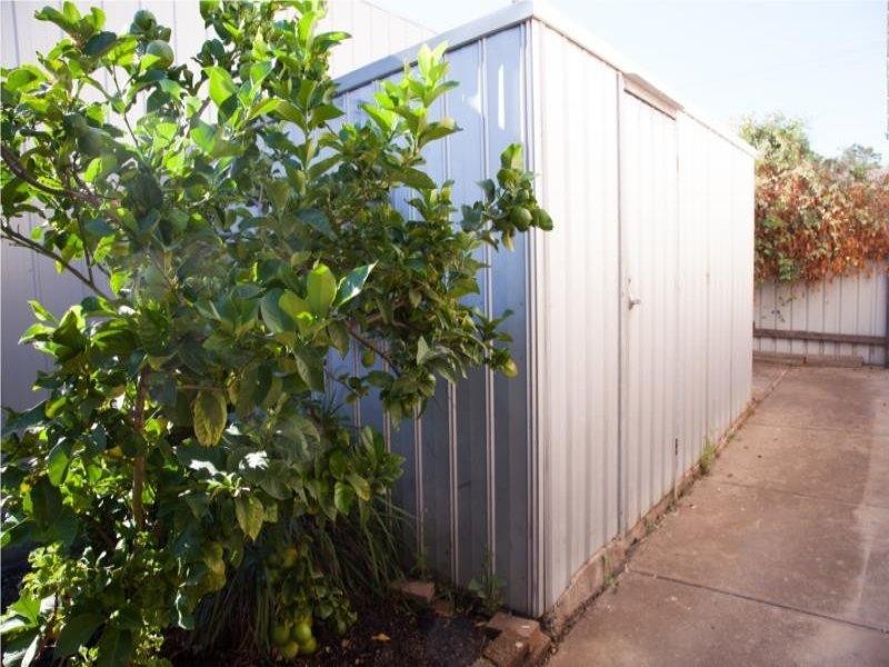 23 Brigid St, Christie Downs SA 5164