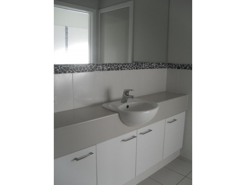 8 Anglesea Lane, Seaford Rise SA 5169
