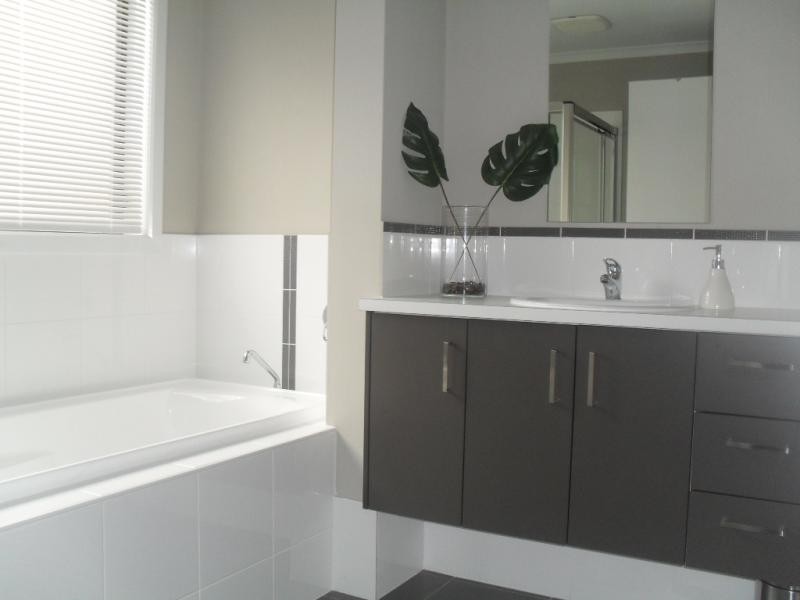 30 Sabella  Pl, Noarlunga Downs SA 5168