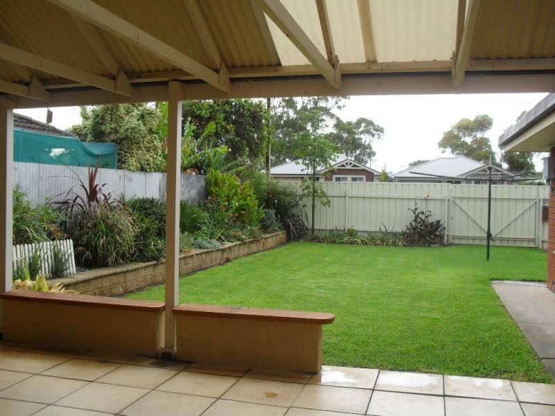 24 Stirling Ave, Aldinga Beach SA 5173