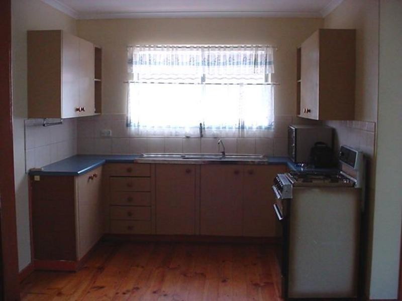 26 Abbott Ave, Morphett Vale SA 5162