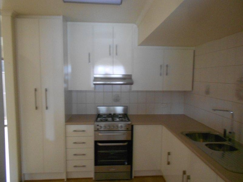 2B /2-4 Favell  Ct, Morphett Vale SA 5162