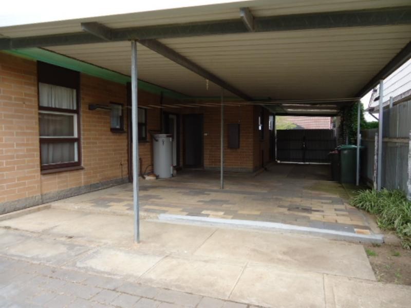 27 Maxwell Rd, Hackham West SA 5163