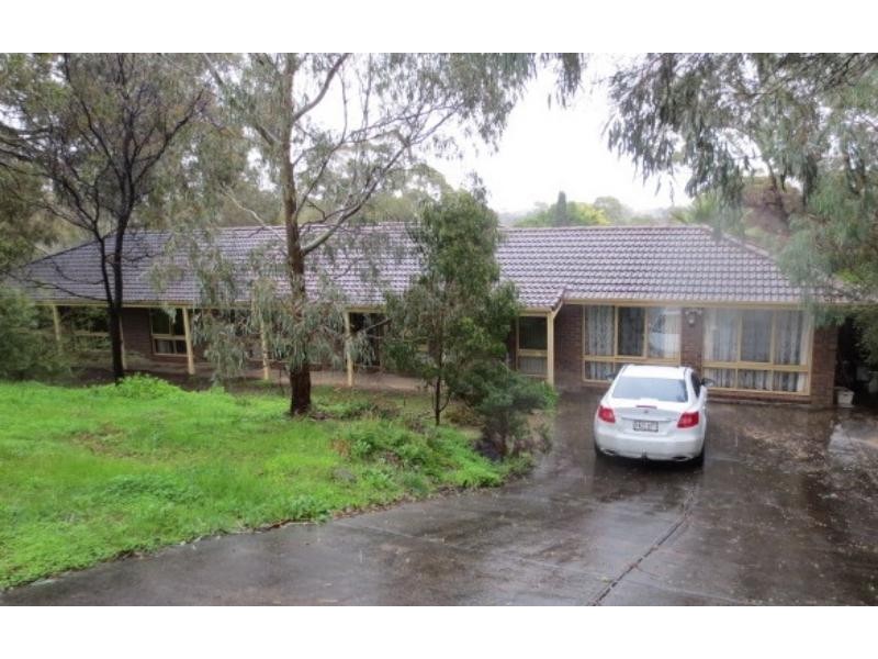 2 Heath Lane, Flagstaff Hill SA 5159