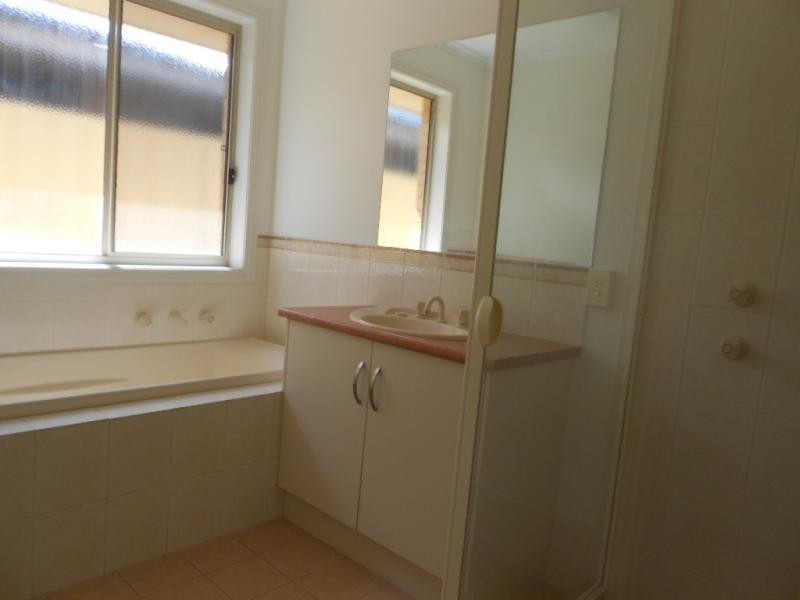 43 Gordon St, Aldinga Beach SA 5173
