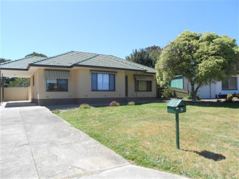 19 Almond Gr, Morphett Vale SA 5162