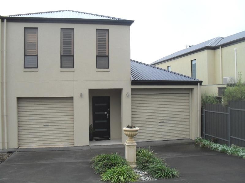 24 Ocean View Ave, Maslin Beach SA 5170