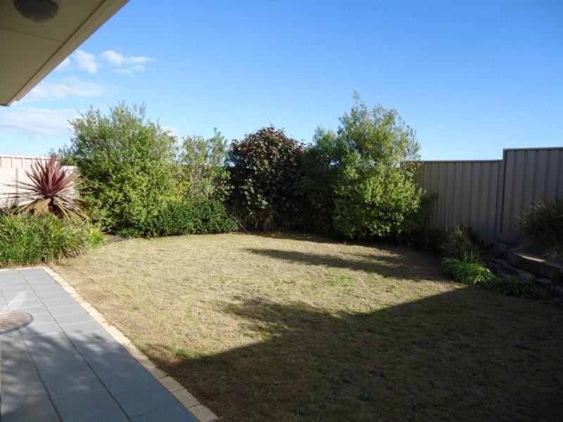 24 Corrimal Ave, Noarlunga Downs SA 5168