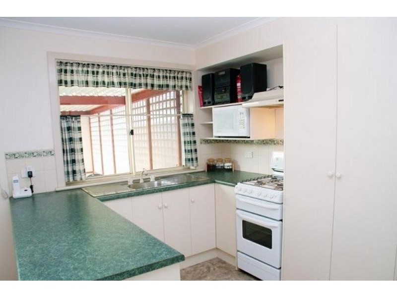 9 Hazeltine Dr, Seaford Rise SA 5169