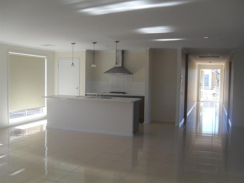 5 Killick Rd, Seaford Meadows SA 5169