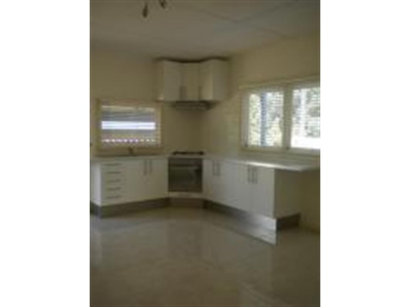 7 Plymouth St, Aldinga Beach SA 5173