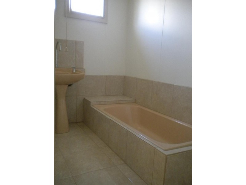 7 Plymouth St, Aldinga Beach SA 5173