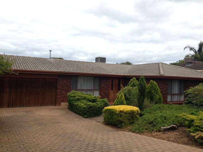 11  Galatea St, Hallett Cove SA 5158