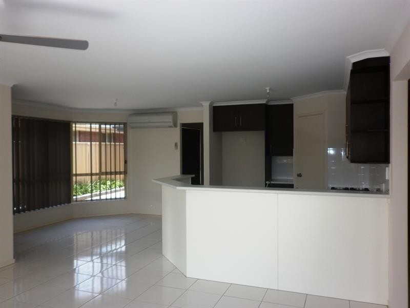 6 Dock Rd, Seaford Meadows SA 5169