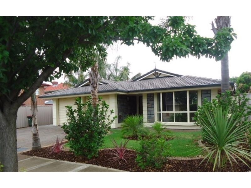 27 Sherbourne Tce, Dover Gardens SA 5048