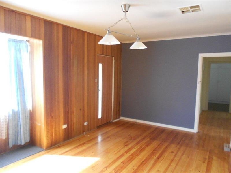 25 Vincent  St, Christies Beach SA 5165