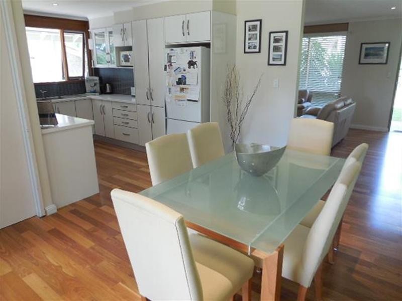 44 Tatiara Rd, Happy Valley SA 5159