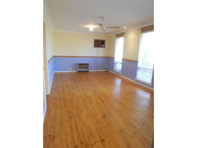 1 Sugarbush Rd, Reynella SA 5161