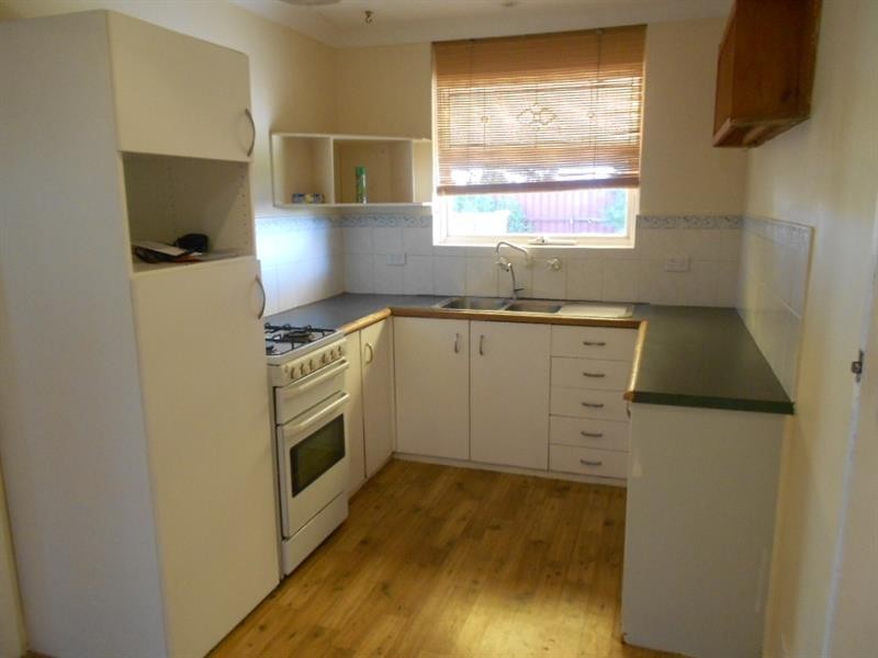 1 Sugarbush Rd, Reynella SA 5161