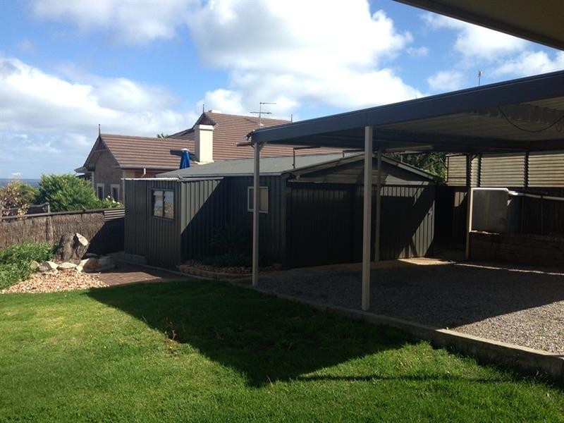 15 Fireball Ave, Hallett Cove SA 5158