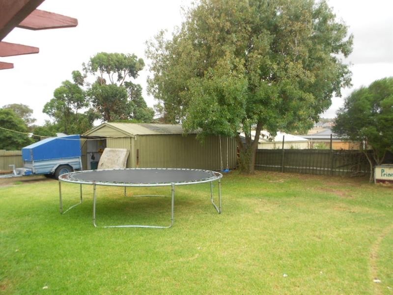 5 Jamieson St, Moana SA 5169