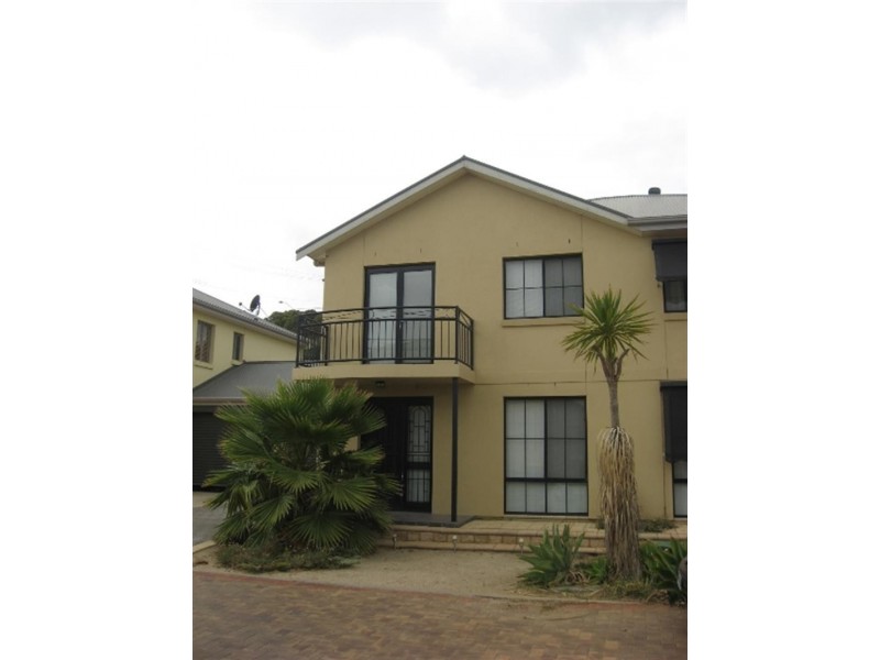 6 St Vincents Cl, Hallett Cove SA 5158