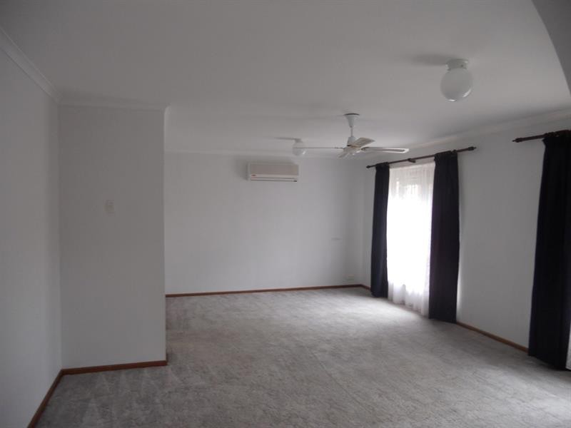 4  Cargo  Ct, Seaford Rise SA 5169