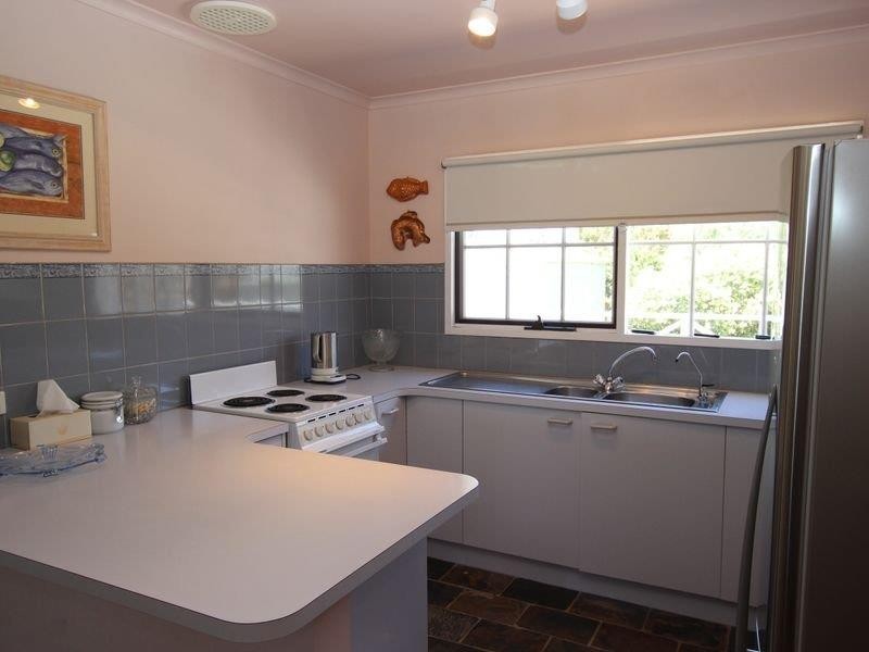 20 Harvey Tce, Aldinga Beach SA 5173