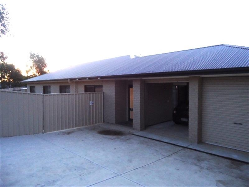 55A Windebanks Rd, Aberfoyle Park SA 5159