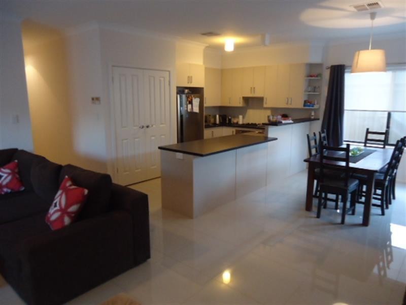 55A Windebanks Rd, Aberfoyle Park SA 5159