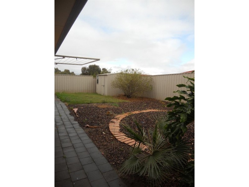 4 Cargo Ct, Seaford Rise SA 5169