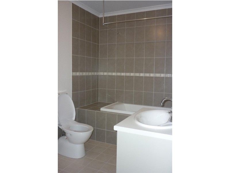 24A Leitch Ave, Port Noarlunga SA 5167