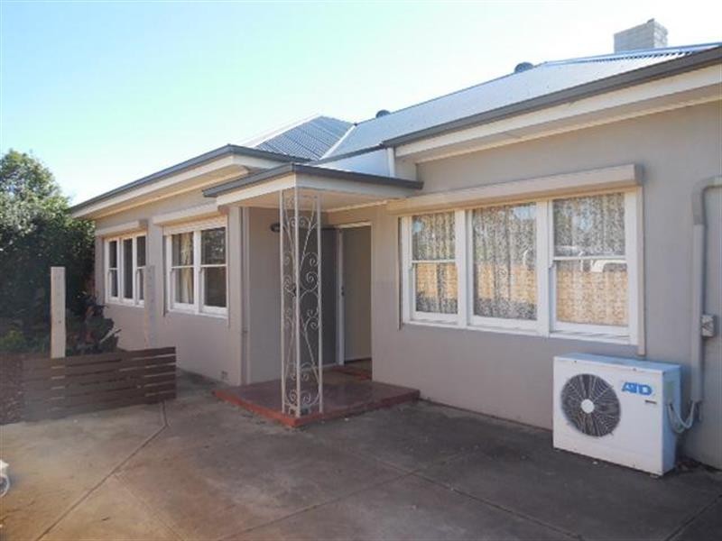 91 Flaxmill Rd, Morphett Vale SA 5162