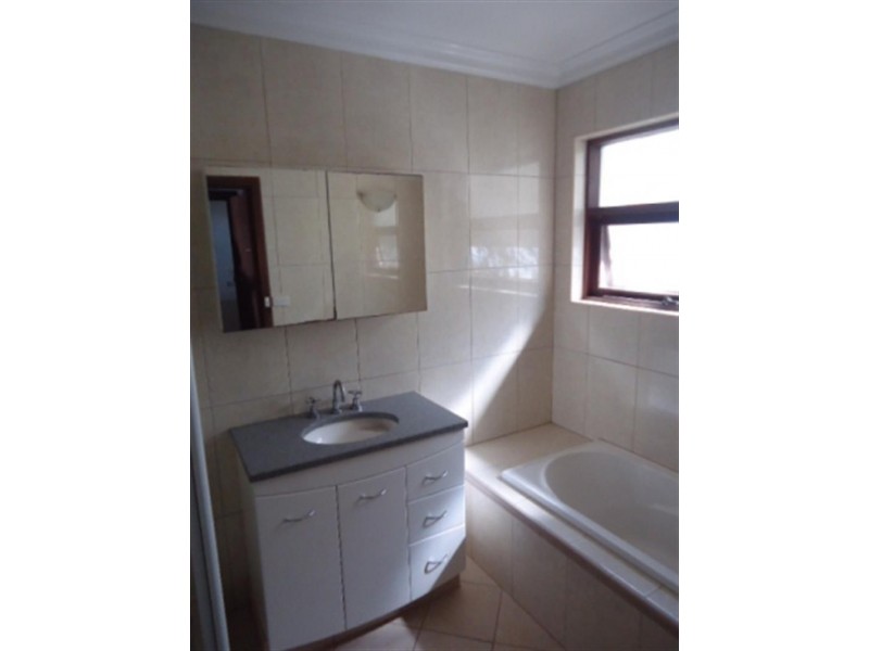 6 Falcon Ct, Hallett Cove SA 5158