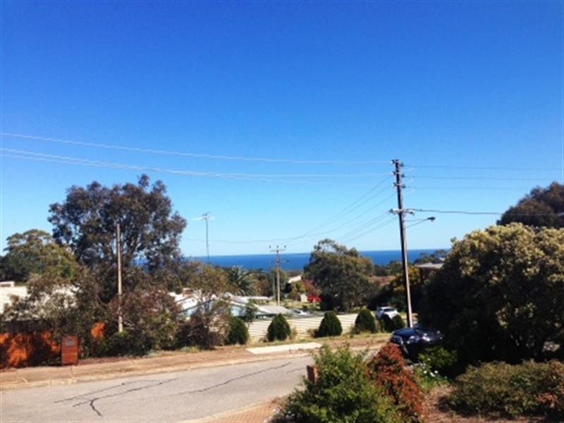 2/41 Central Ave, Hallett Cove SA 5158