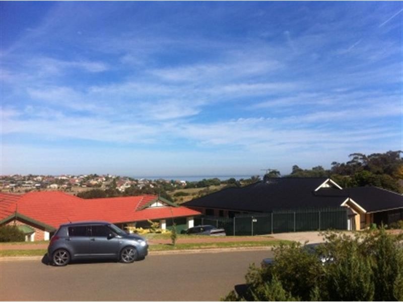 4 Phillip Ct, Hallett Cove SA 5158