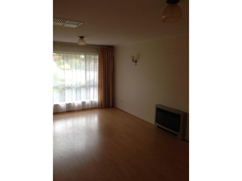 11 Galatea St, Hallett Cove SA 5158