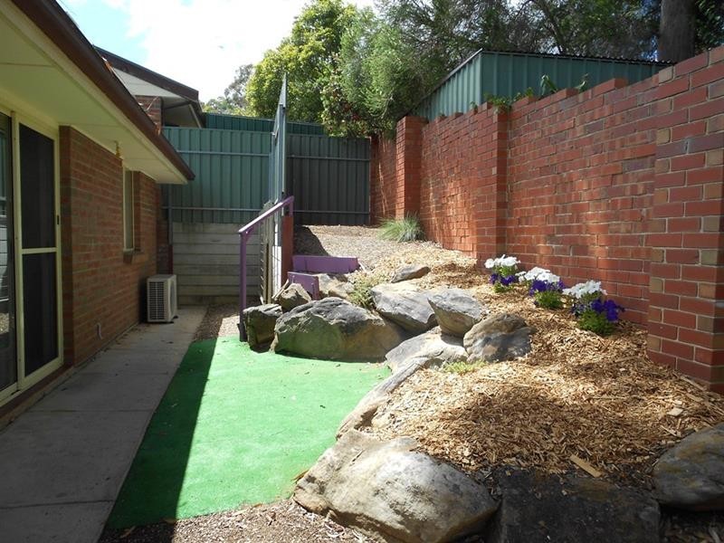 8/9 Meadowvale Rd, Coromandel Valley SA 5051