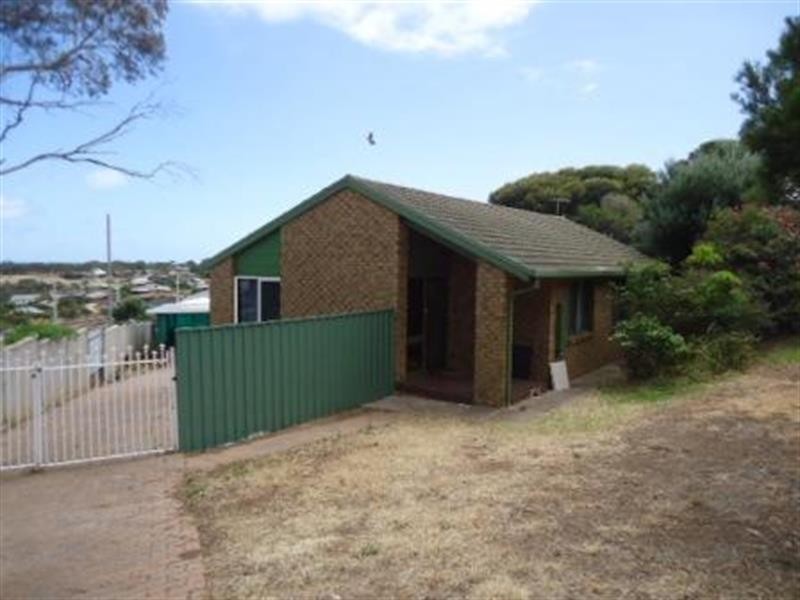 2 Bounty Rd, Hallett Cove SA 5158