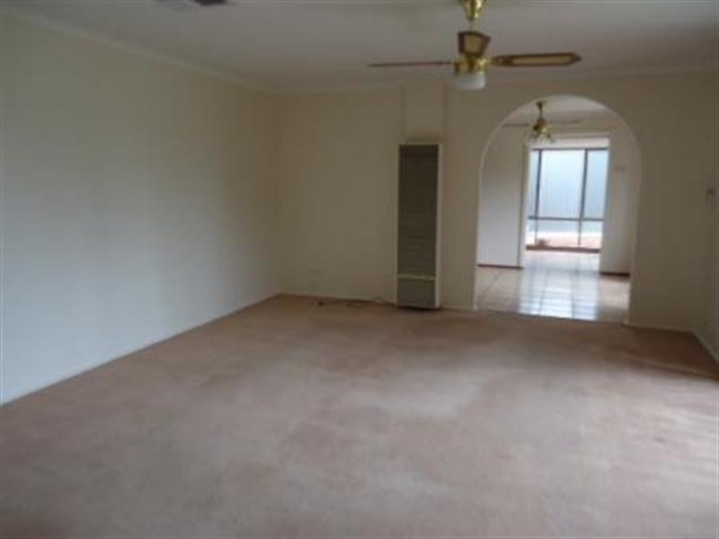 30 Apollo Dr, Hallett Cove SA 5158