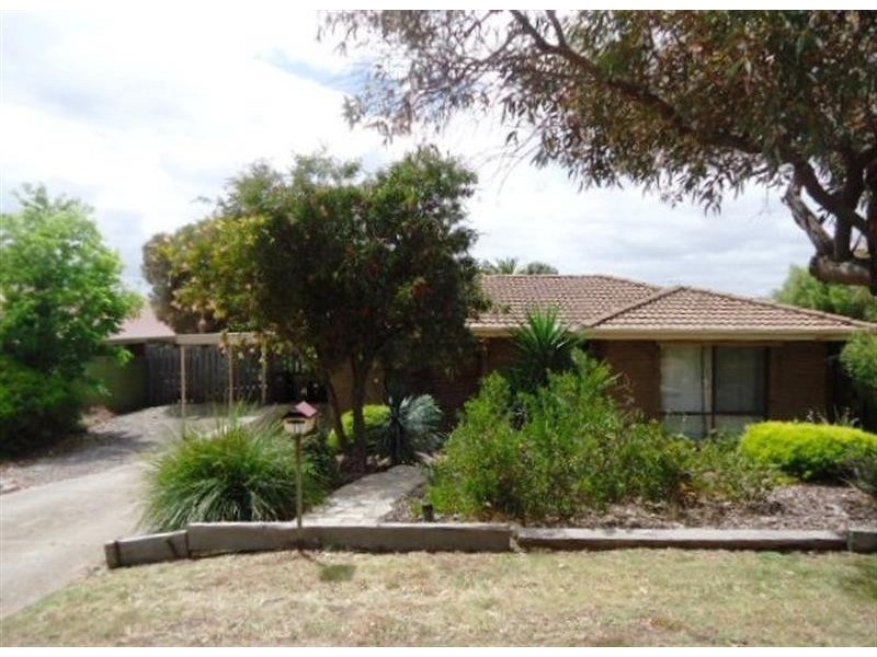 12 Cambridge St, Port Noarlunga SA 5167