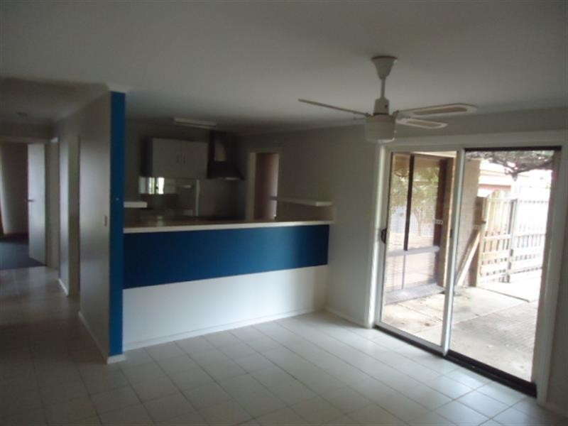 12 Cambridge St, Port Noarlunga SA 5167