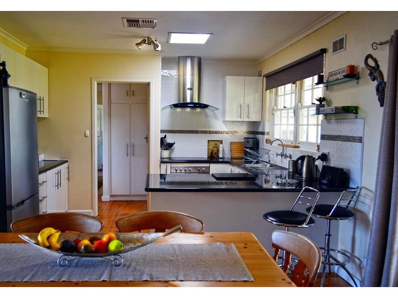 14 Cliff St, Port Noarlunga SA 5167
