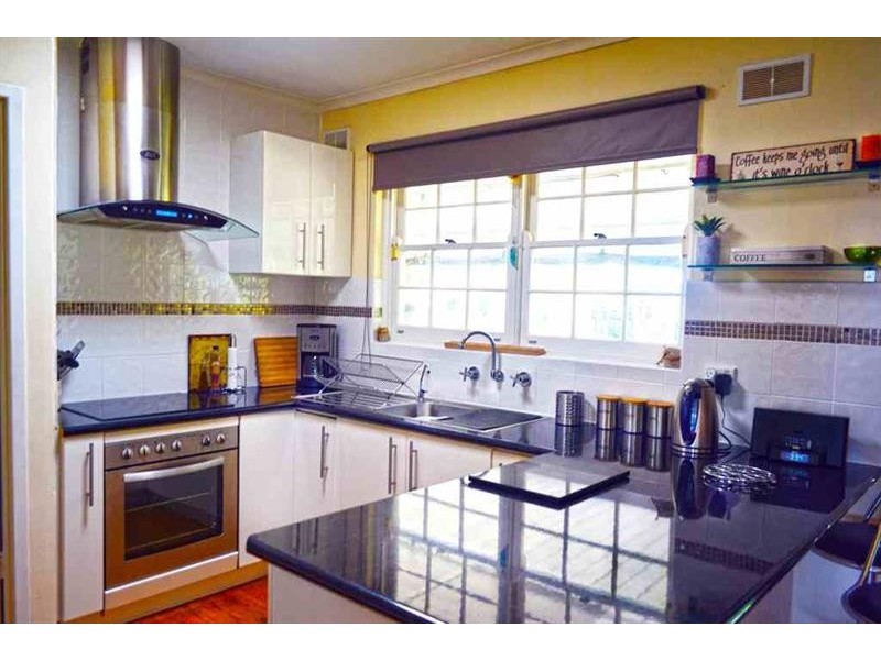 14 Cliff St, Port Noarlunga SA 5167