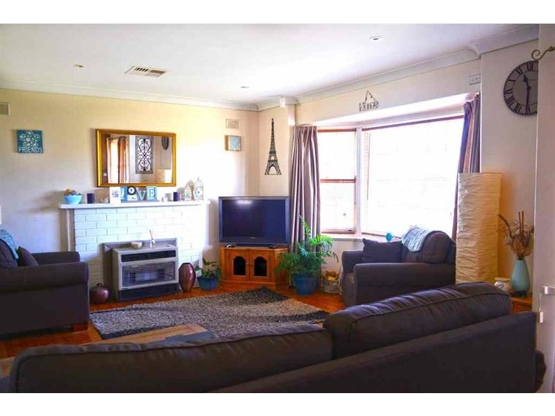 14 Cliff St, Port Noarlunga SA 5167