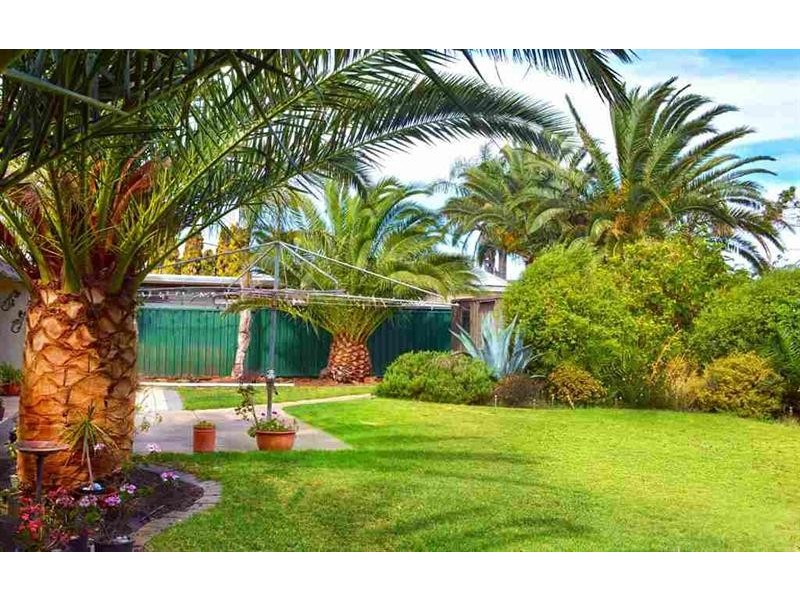 14 Cliff St, Port Noarlunga SA 5167