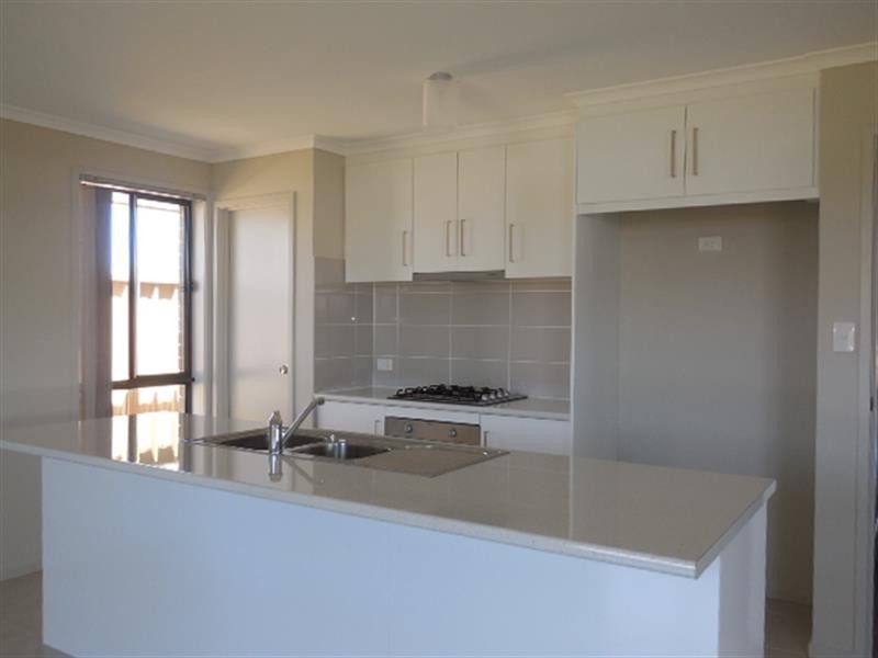 65 Prow Dr, Seaford Meadows SA 5169