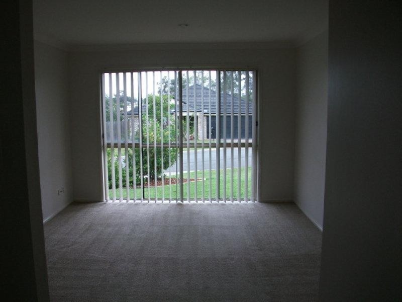 30 Hydrangea  St, Ormeau QLD 4208